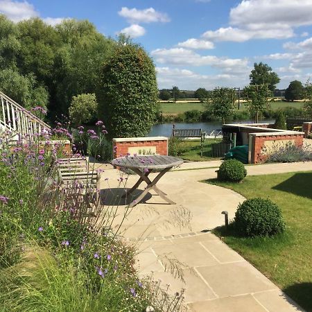 Thames Edge Rooms Wallingford Esterno foto