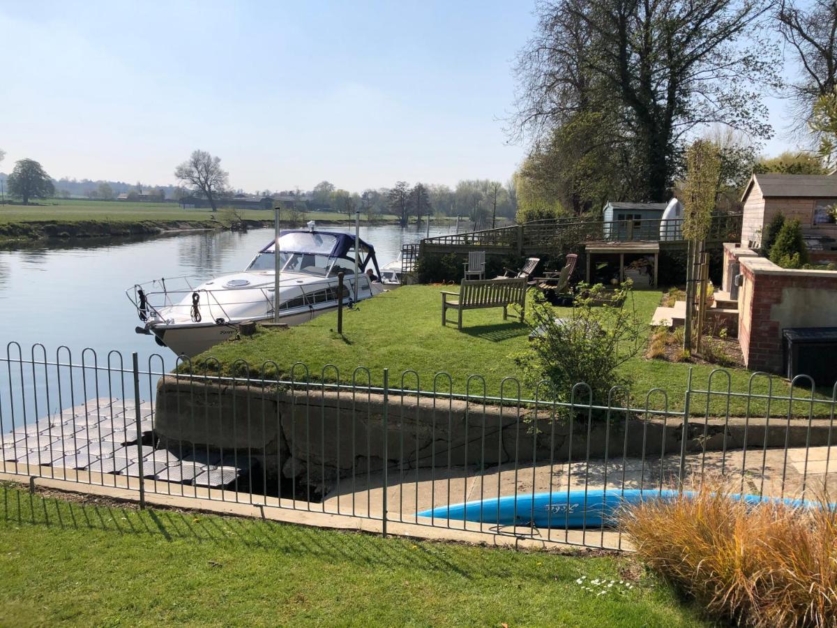 Thames Edge Rooms Wallingford Esterno foto