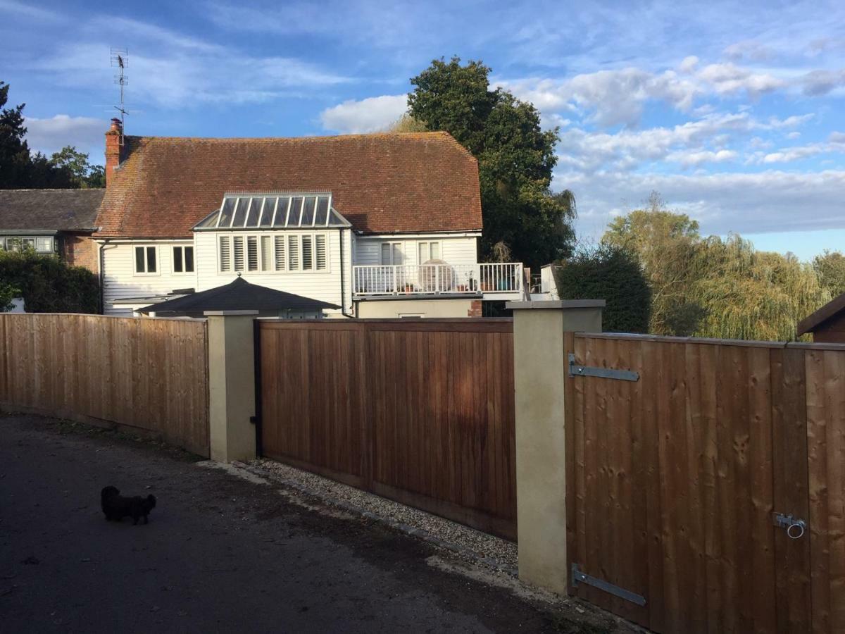 Thames Edge Rooms Wallingford Esterno foto