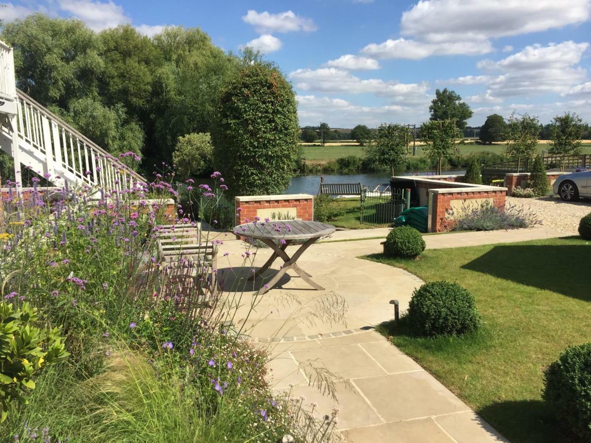 Thames Edge Rooms Wallingford Esterno foto